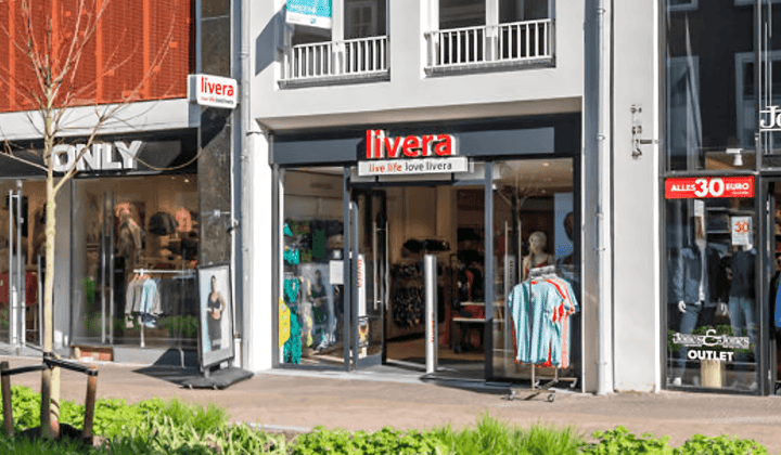 Bedrijfsruimte · 144 m² · €2250,-