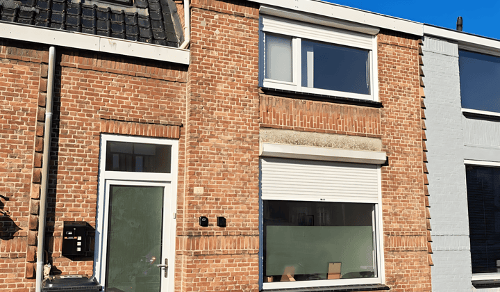 Huis · 95 m² · €1219,-