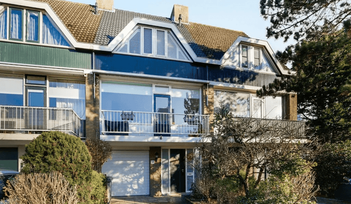 Huis · 150 m² · €2350,-