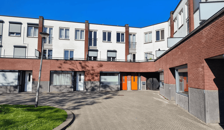 Huis · 113 m² · €2799,-