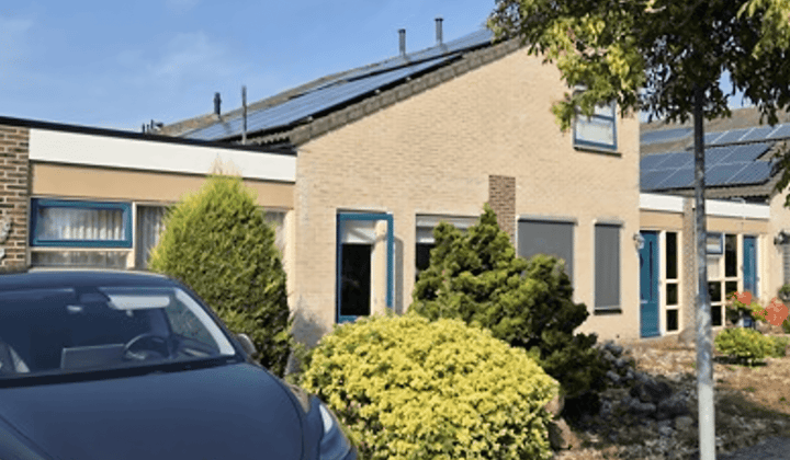 Huis · 68 m² · €713,-