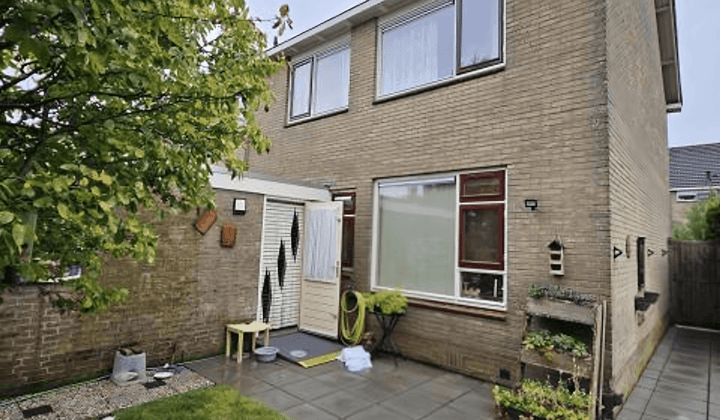 Huis · 103 m² · €932,-