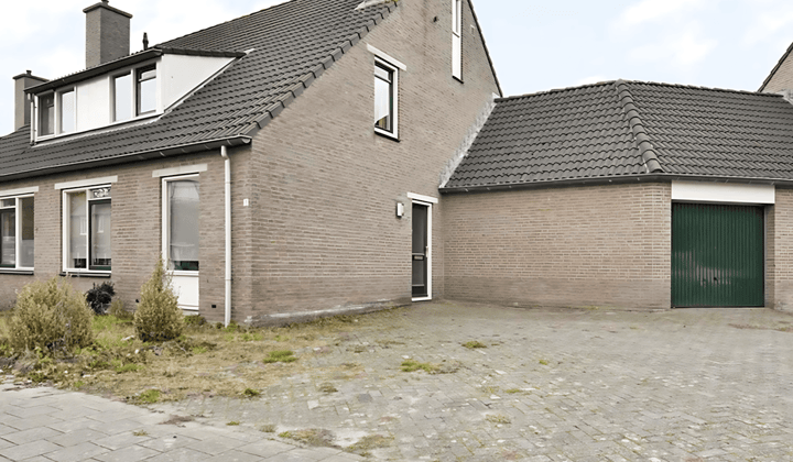 Huis · 111 m² · €1450,-