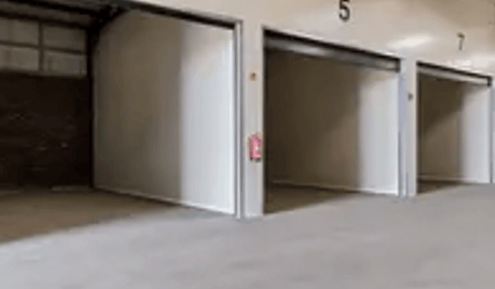 Opslagruimte · 35 m² · €350,-