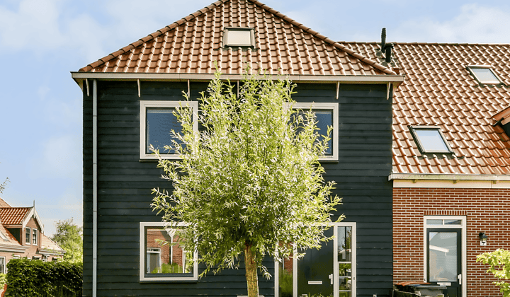 Huis · 156 m² · €3000,-