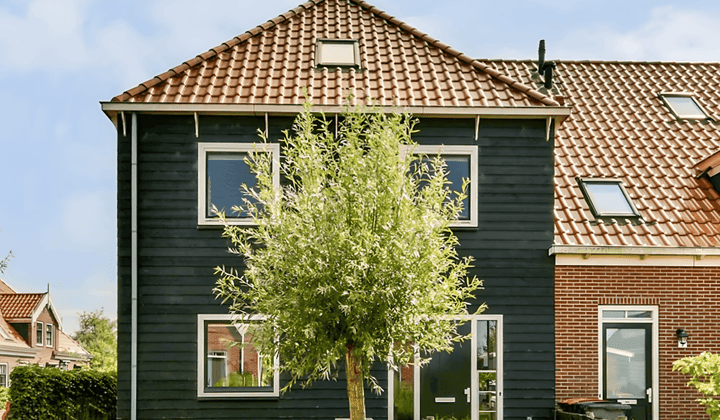 Huis · 156 m² · €3000,-