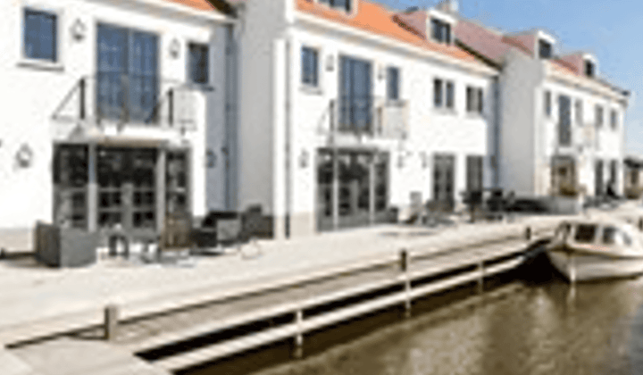 Huis · 150 m² · €6000,-