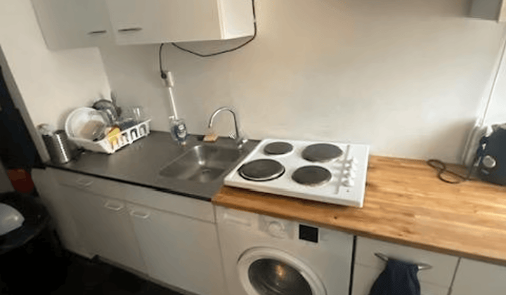 Studio · 15 m² · €410,-