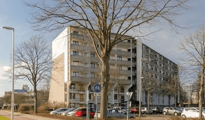 Appartement · 83 m² · €925,-