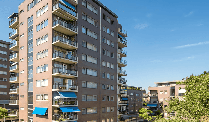 Appartement · 84 m² · €1135,-