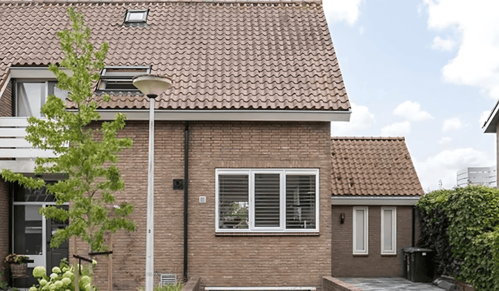 Huis · 235 m² · €2150,-
