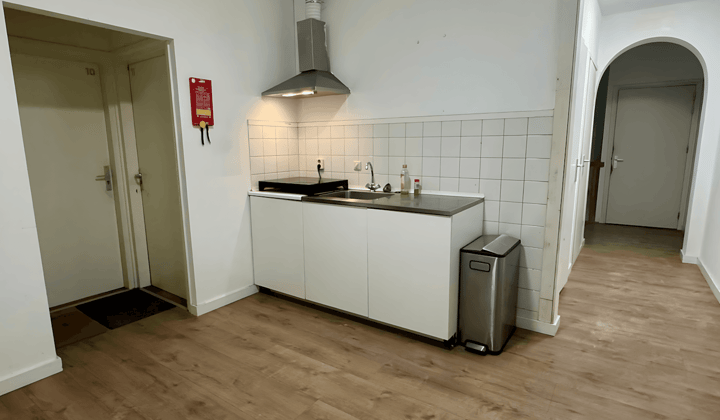 Kamer · 16 m² · €478,-