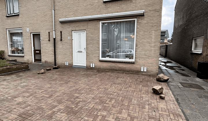Huis · 96 m² · €1495,-