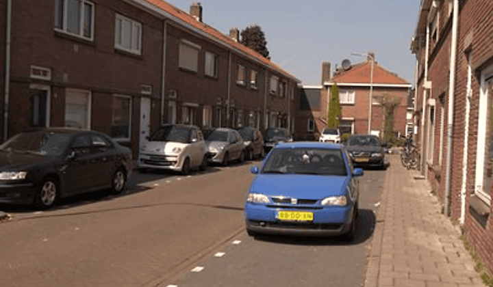 Huis · 120 m² · €2450,-