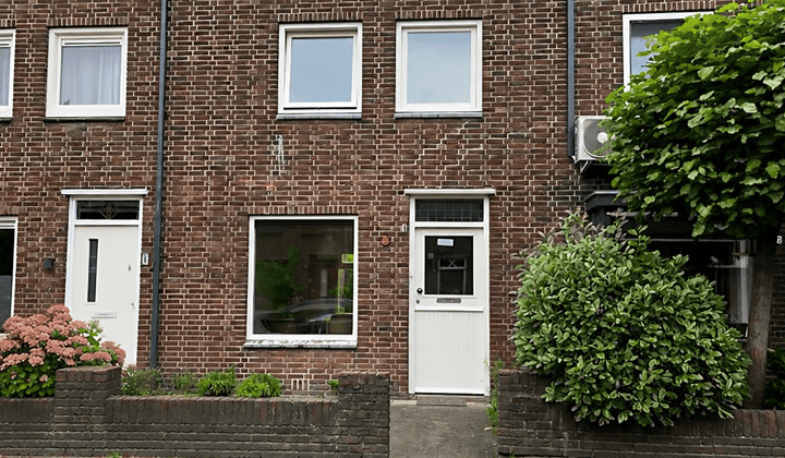 Huis · 86 m² · €1895,-