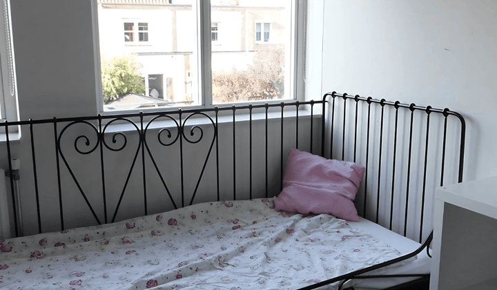 Kamer · 14 m² · €375,-