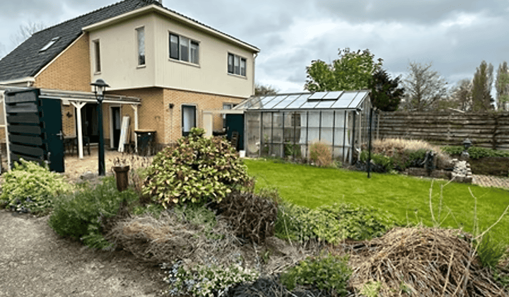 Huis · 132 m² · €1875,-