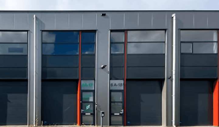 Bedrijfsruimte · 130 m² · €1200,-
