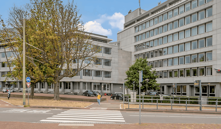 Kantoorruimte 629 m² met servicekosten exclusief
