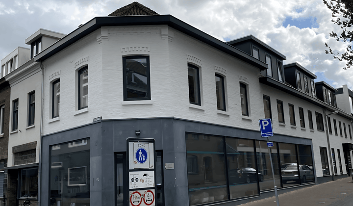 Appartement · 68 m² · €1095,-