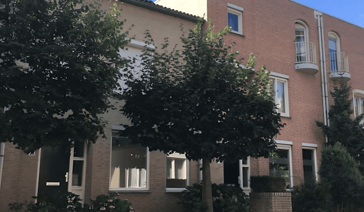 Huis · 110 m² · €1695,-