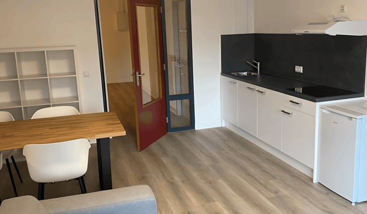 Gemeubileerd appartement met één slaapkamer en lange huurperiode