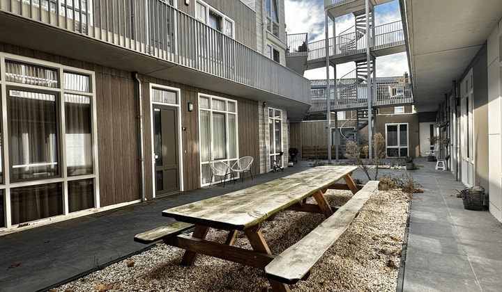 Appartement · 49 m² · €1425,-