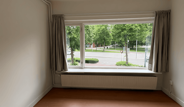 Kamer · 12 m² · €516,-