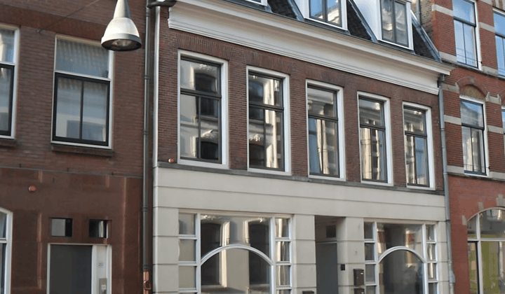 Kamer · 15 m² · €644,-
