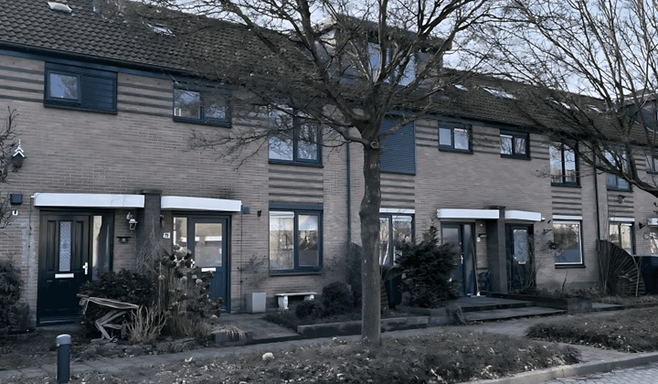 Huis · 104 m² · €2000,-