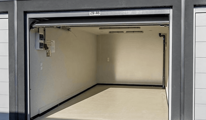 Opslagruimte · 16 m² · €199,-