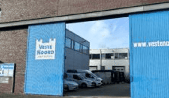 Kantoor · €180,-
