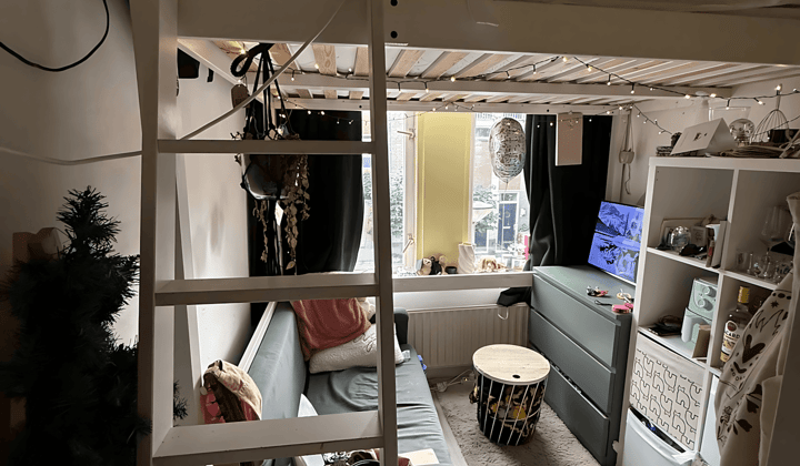 Kamer · 10 m² · €380,-