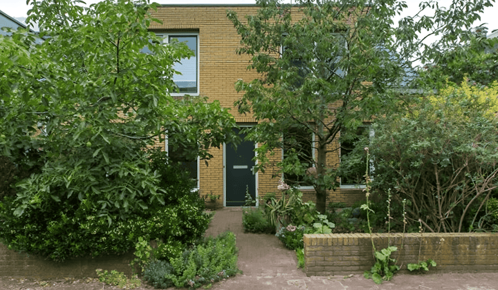 Huis · 100 m² · €1500,-