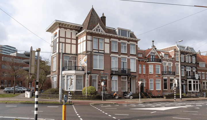 Studio · 28 m² · €952,-