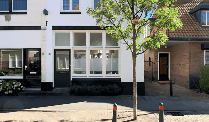 Huis · 95 m² · €2250,-
