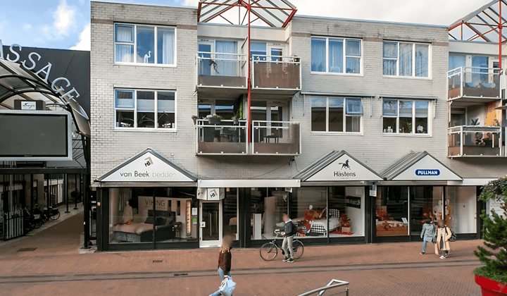 Appartement · 77 m² · €1200,-