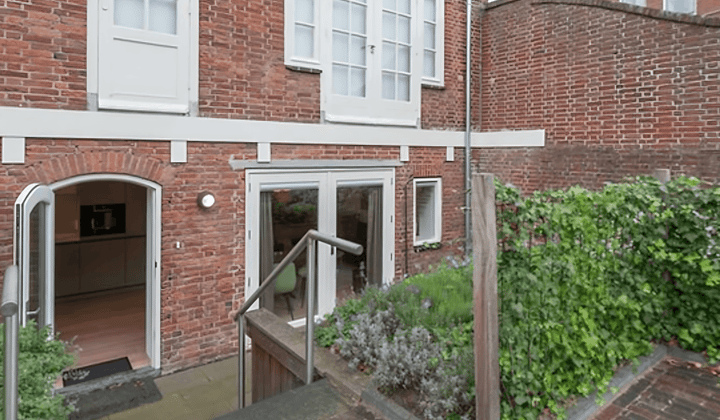 Appartement · 64 m² · €1985,-
