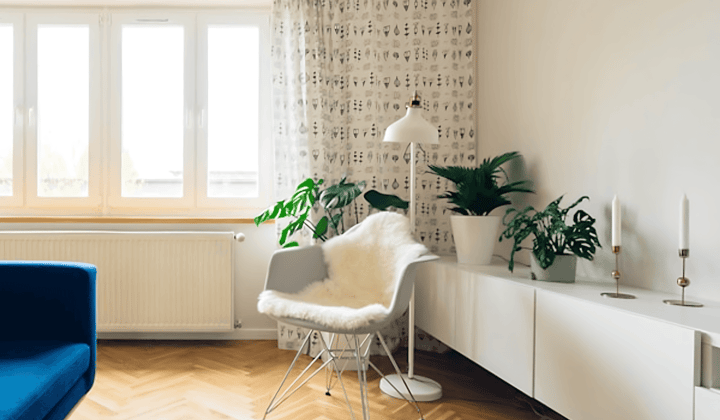 Huis · €900,-