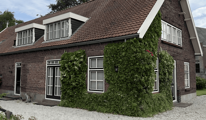 Huis · 243 m² · €2950,-