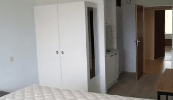 Studio · 60 m² · €828,-