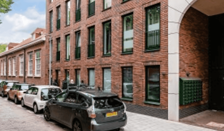 Studio · 23 m² · €875,-