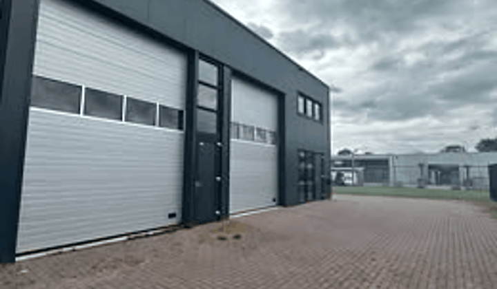 Bedrijfsruimte · 75 m² · €650,-