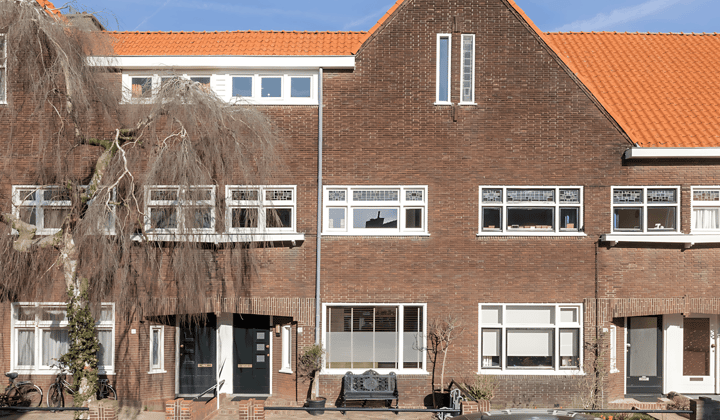 Huis · 148 m² · €2945,-