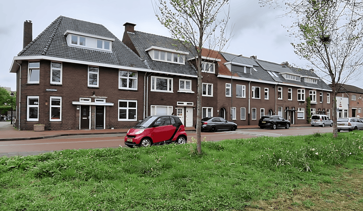 Kamer · 9 m² · €445,-