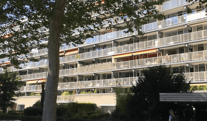 Appartement met 1 slaapkamer en kale afwerking