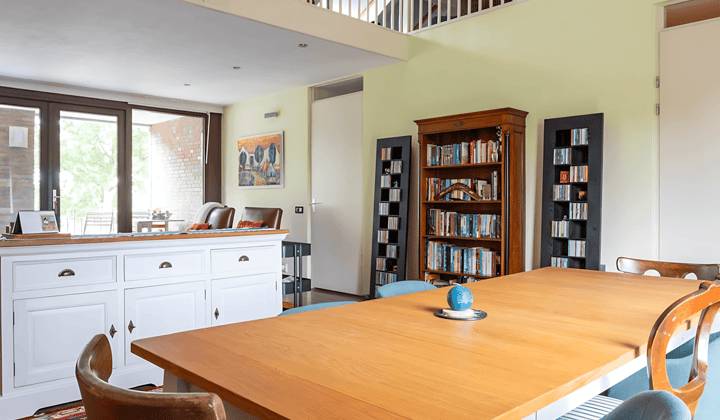 Appartement · 165 m² · €2300,-