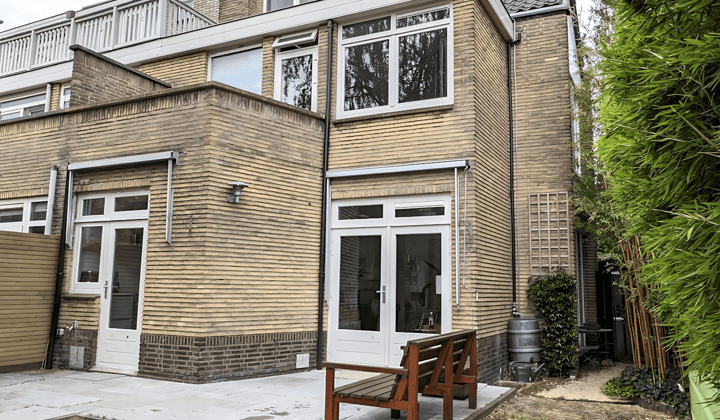 Huis · 153 m² · €3350,-
