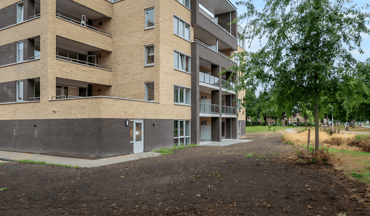 Appartement · 90 m² · €1900,-