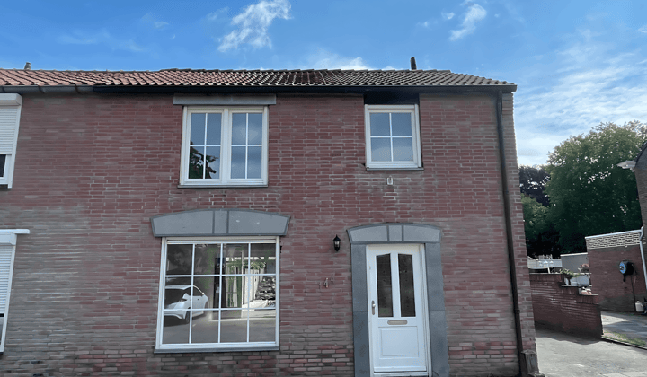 Huis · 150 m² · €1995,-